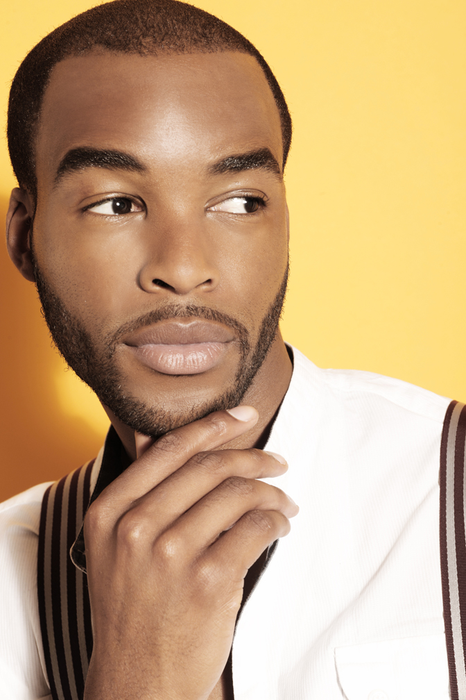 Male model photo shoot of Raphael Oduyoye
