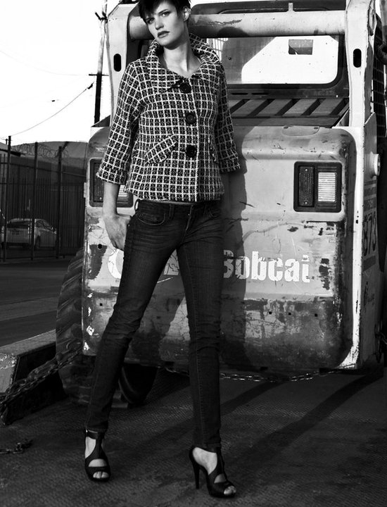 Female model photo shoot of Julie Leverenz in Los Angeles