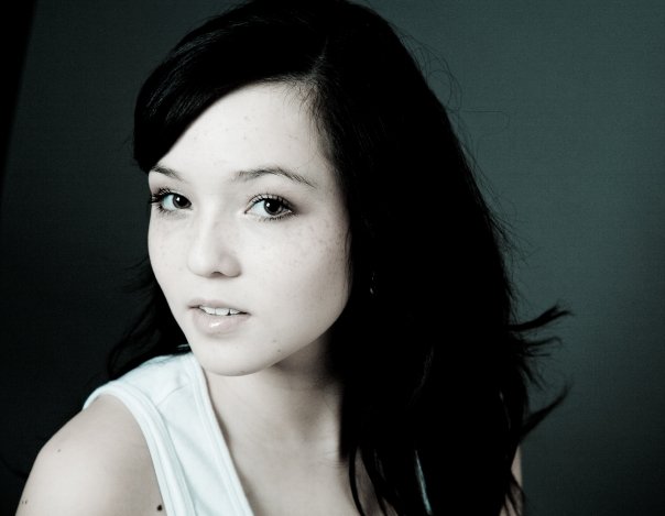 Female model photo shoot of Jennifer Chong