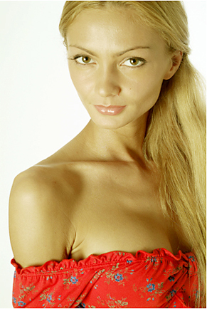 Female model photo shoot of Gia Skova in Italy