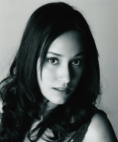 Female model photo shoot of Mayra Chavez