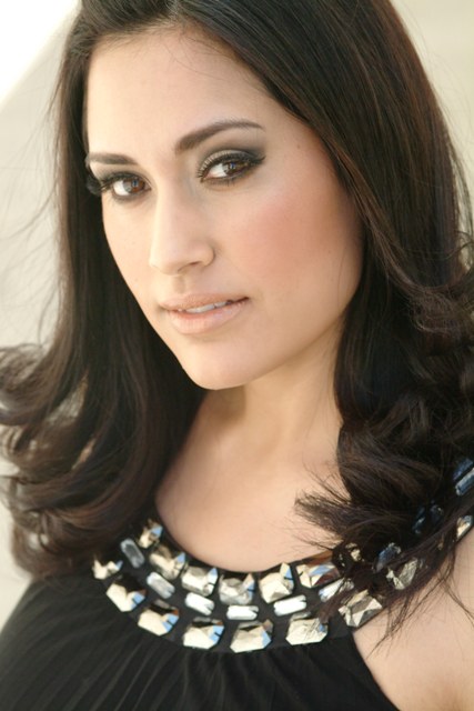 Female model photo shoot of Mayra Chavez