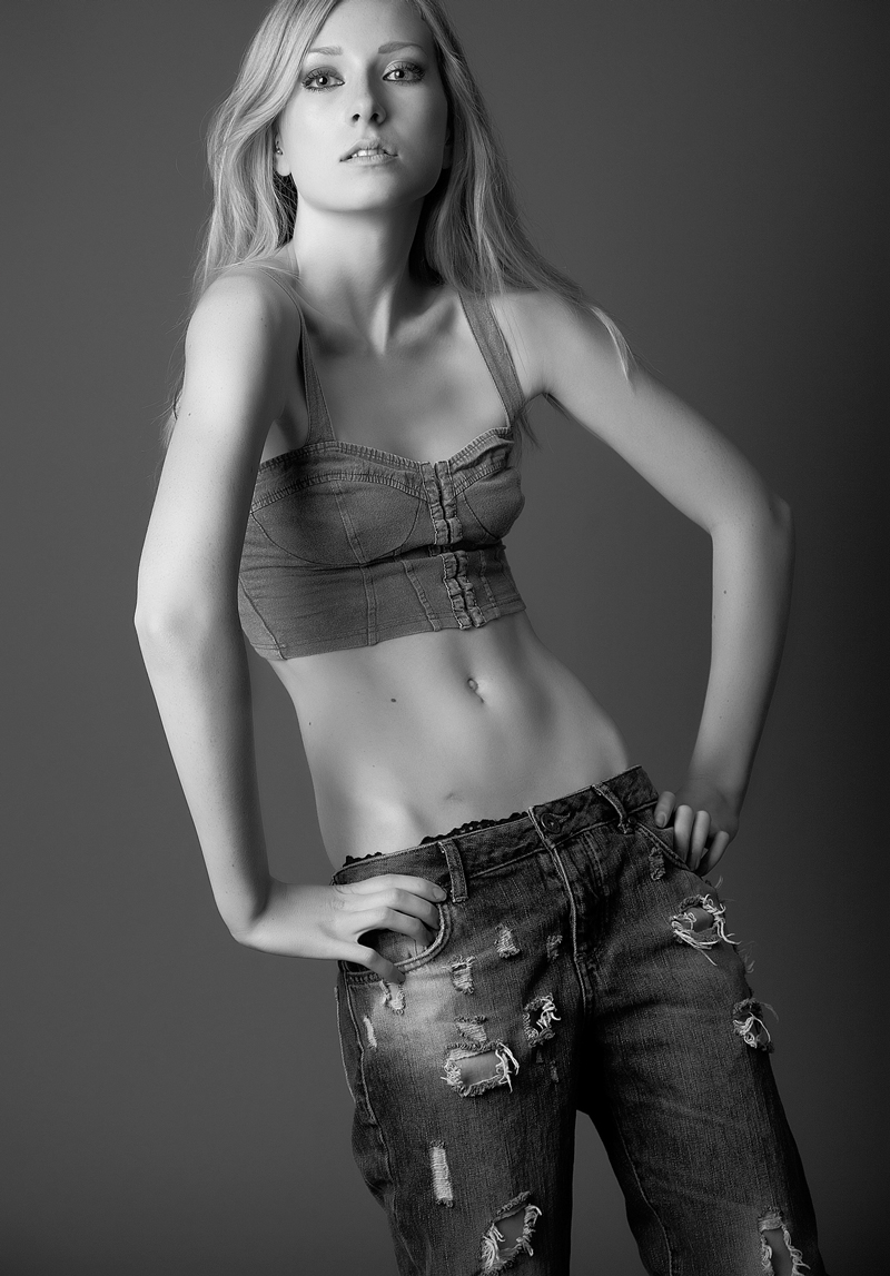 Female model photo shoot of Alexxandra J by Rich S Photography 
