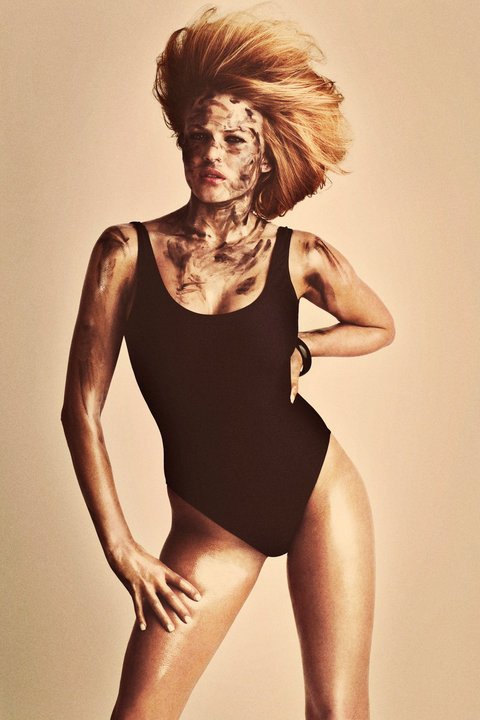 Female model photo shoot of casie sloan