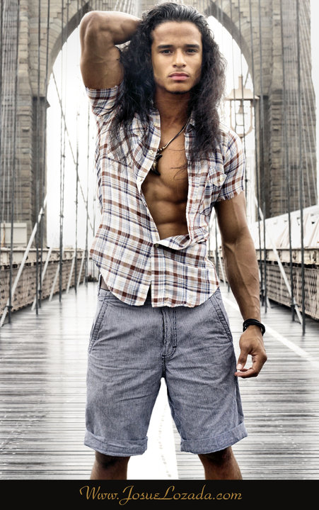 Male model photo shoot of Luciano Acuna Jr by Josue lozada in Brooklyn Bridge