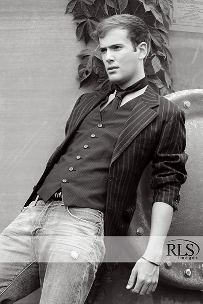 Male model photo shoot of Patrick Murphy Jr