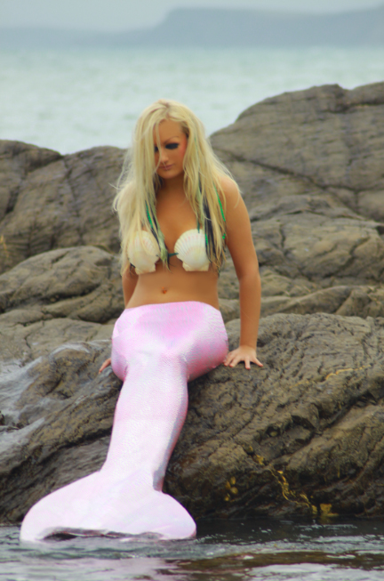 Female model photo shoot of Charlotte-Elizabeth in Cornwall