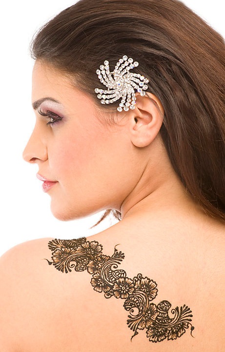 Female model photo shoot of Sonia - Henna MUA and Camuran kavaz by GDS Photos, makeup by Sonia - Henna MUA