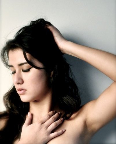 Female model photo shoot of Natalia Ding