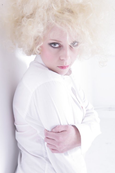 Female model photo shoot of Toni Sturdy