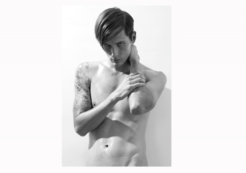 Male model photo shoot of Aaron Hawks in hollywood