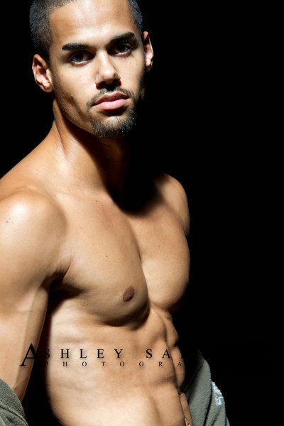 Male model photo shoot of Marcus Ricardo