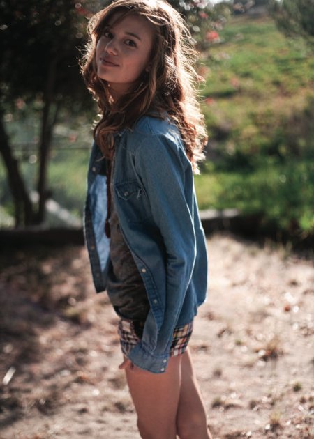 Female model photo shoot of CaitlinTaylorr
