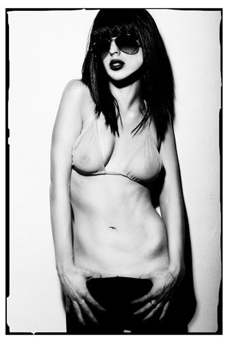 Female model photo shoot of Loise McCord