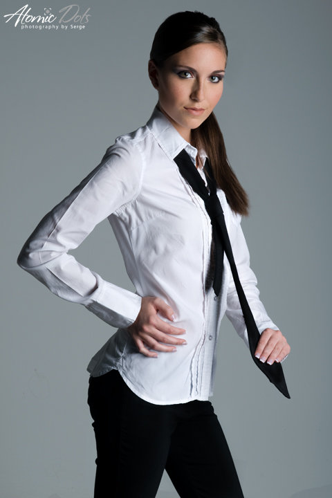 Female model photo shoot of TaylorCross