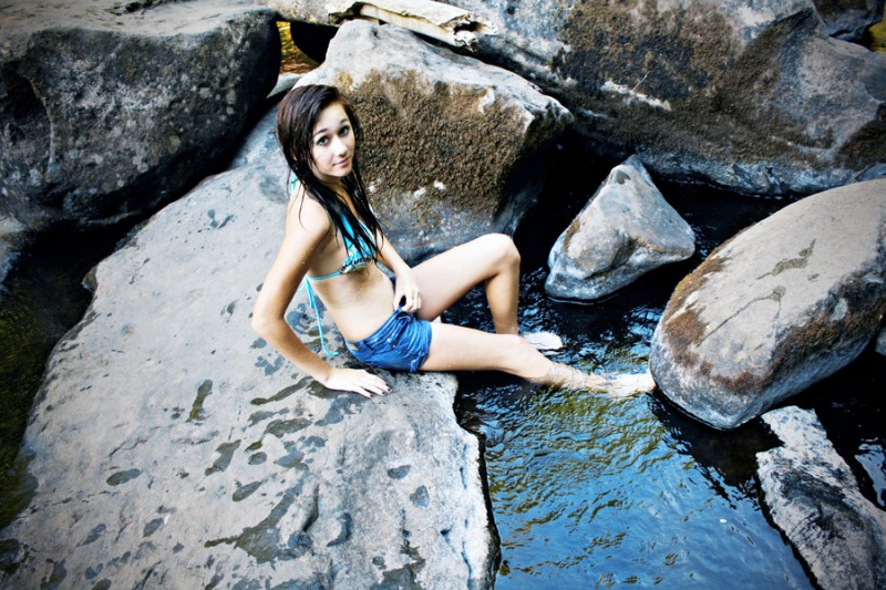 Female model photo shoot of Emily Ashton by SarahMiller-Photography in Triangle Lake in Oregon
