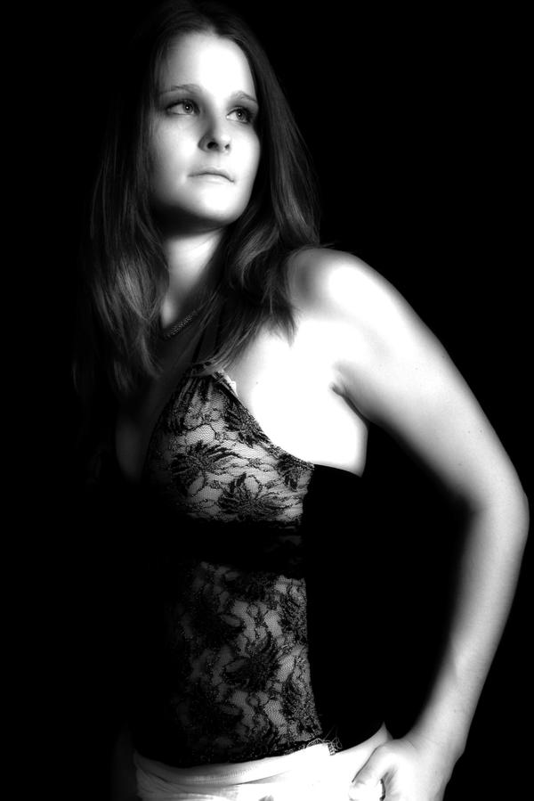 Female model photo shoot of Kellie Brende