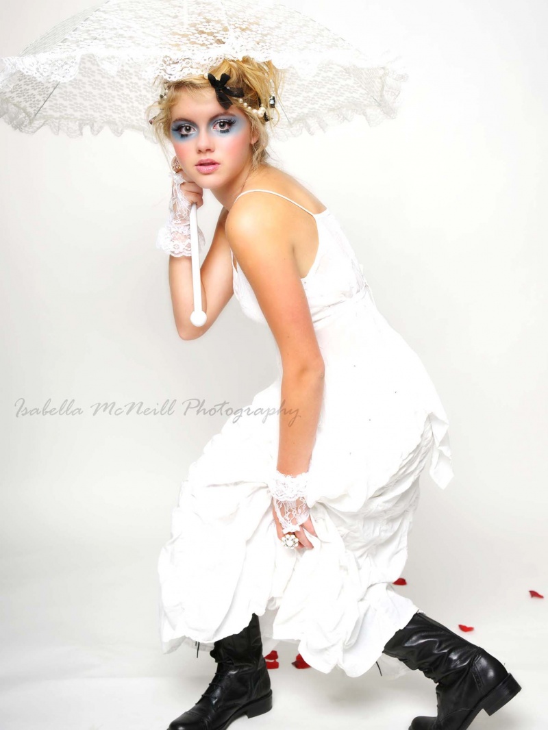 Female model photo shoot of Lindsay Bushman by Isabella McNeill, makeup by Despina Scandalis