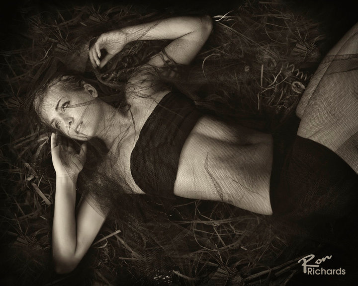 Female model photo shoot of Ashley Nicole Haffley 