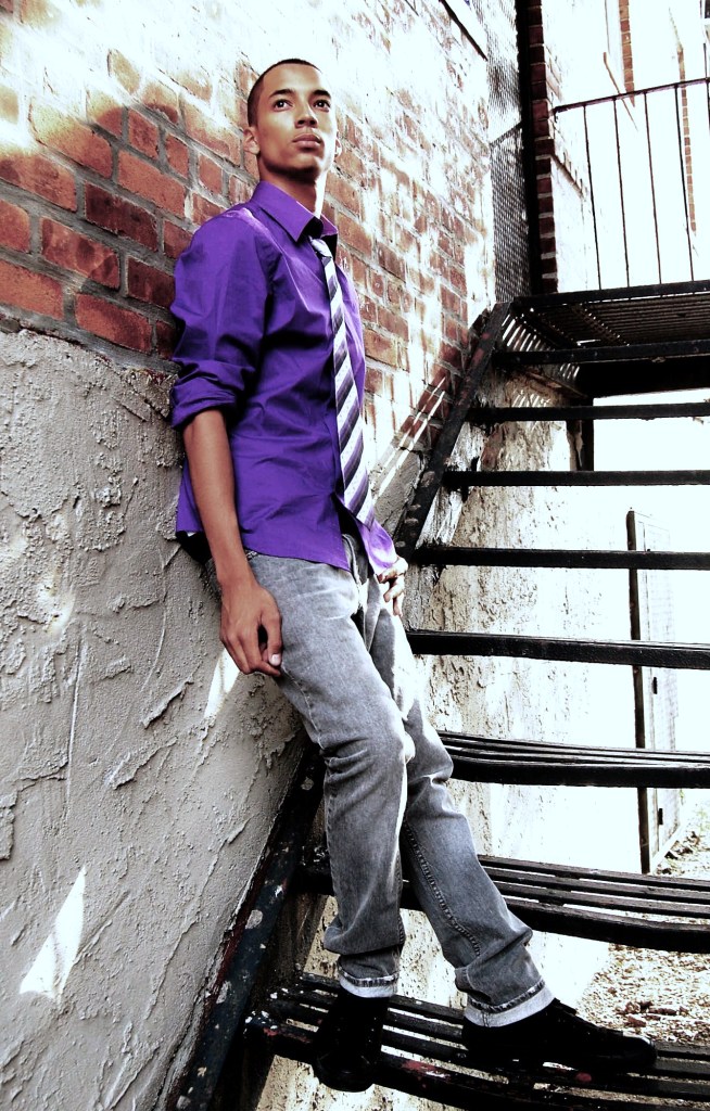 Male model photo shoot of Luis Negron