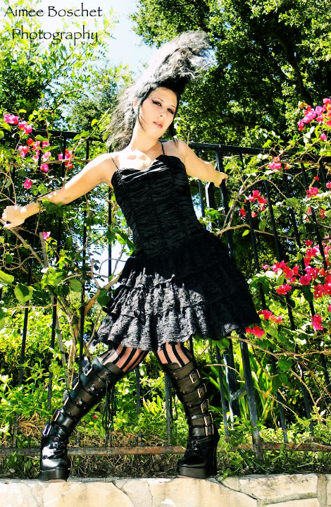 Female model photo shoot of Cat Ravyn DeCuir  by Aimee Boschet