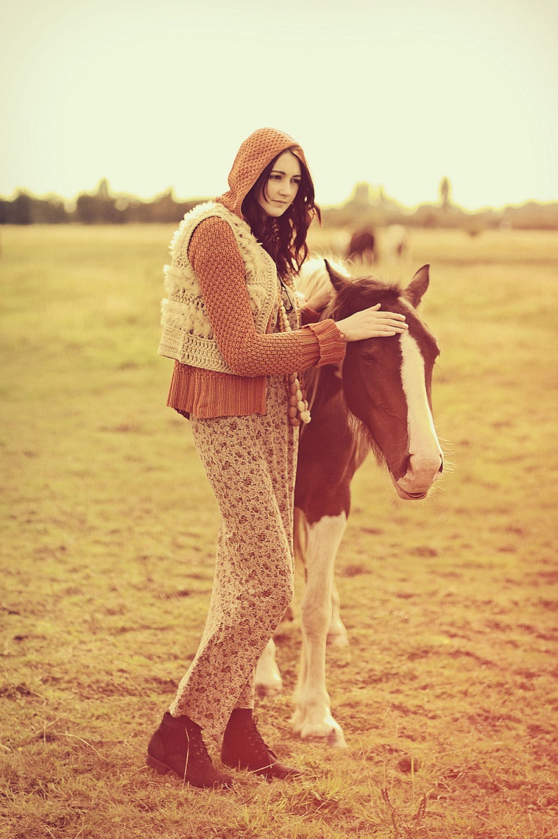 Female model photo shoot of Jena Rose Photography and Sarah Sharpe in Field with PONIES (: