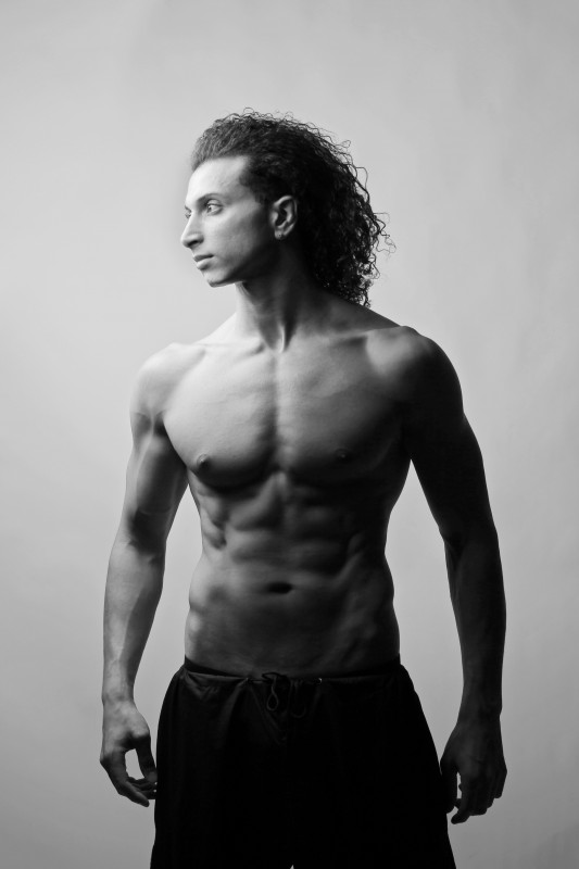 Male model photo shoot of Amir00