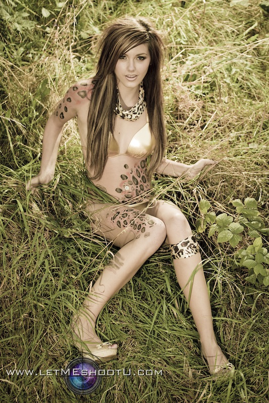 Female model photo shoot of Sian Hamshaw