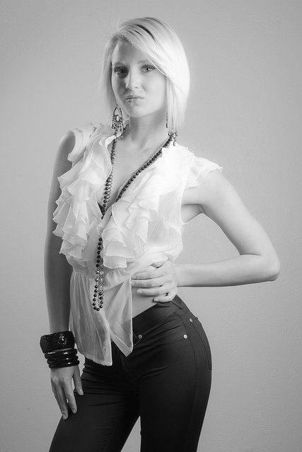 Female model photo shoot of Aubrey Saffron
