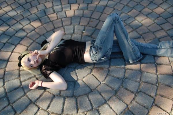 Female model photo shoot of Mercedes Cherricks