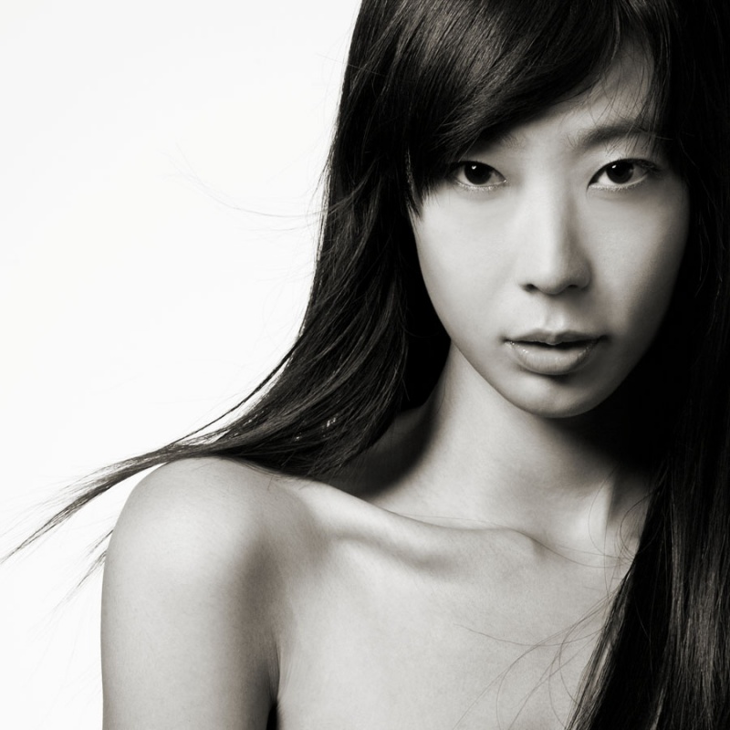 Female model photo shoot of Daisy Liu