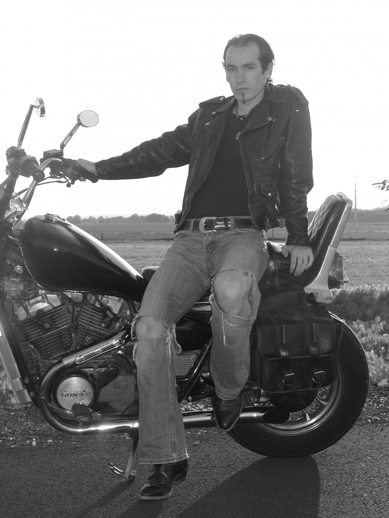 Male model photo shoot of Joe Lackey