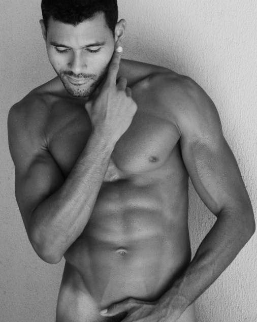 Male model photo shoot of Thiago De Oliveira