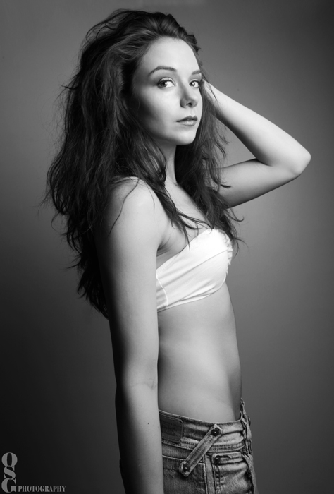 Female model photo shoot of Dani Hyde by Olivia Sari-Goerlach in Enmore, Australia, makeup by Q-Makeup Artistry