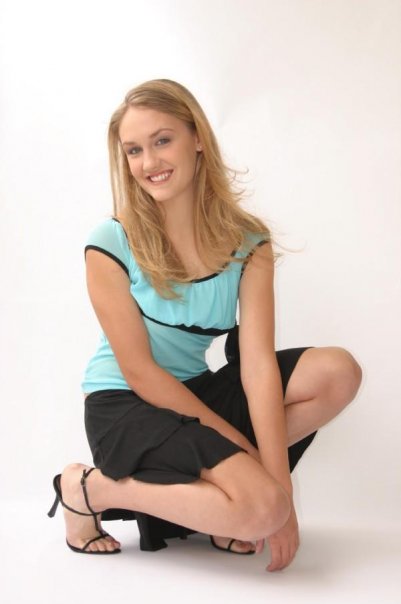 Female model photo shoot of Laura Bernal in Corpus Christi, Texas