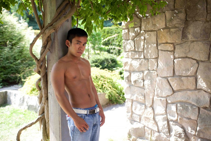 Male model photo shoot of Tan Carlin