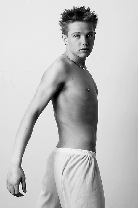 Male model photo shoot of Shotbygrant Photography in London