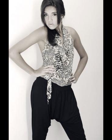 Female model photo shoot of Adriana Mollo