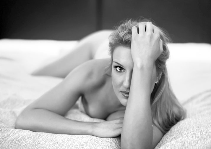 Female model photo shoot of Whitepoint Boudoir