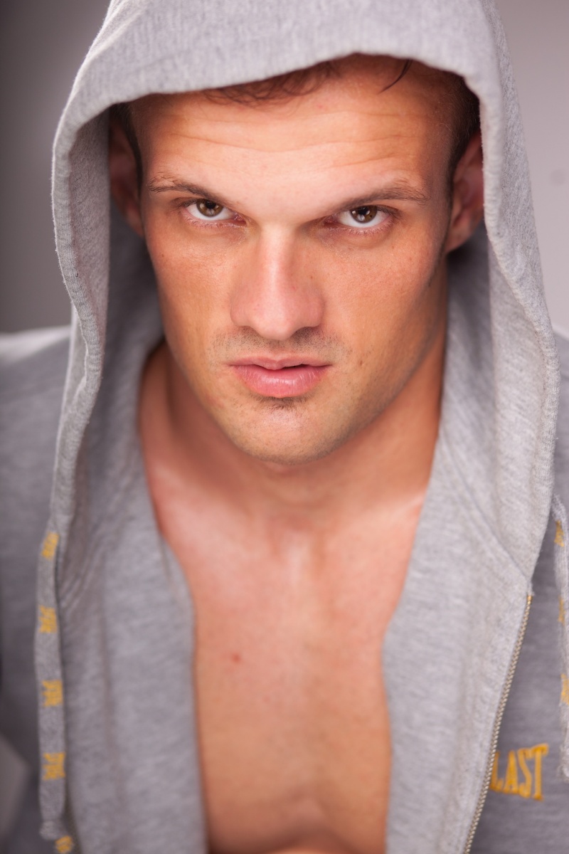 Male model photo shoot of istvan dani