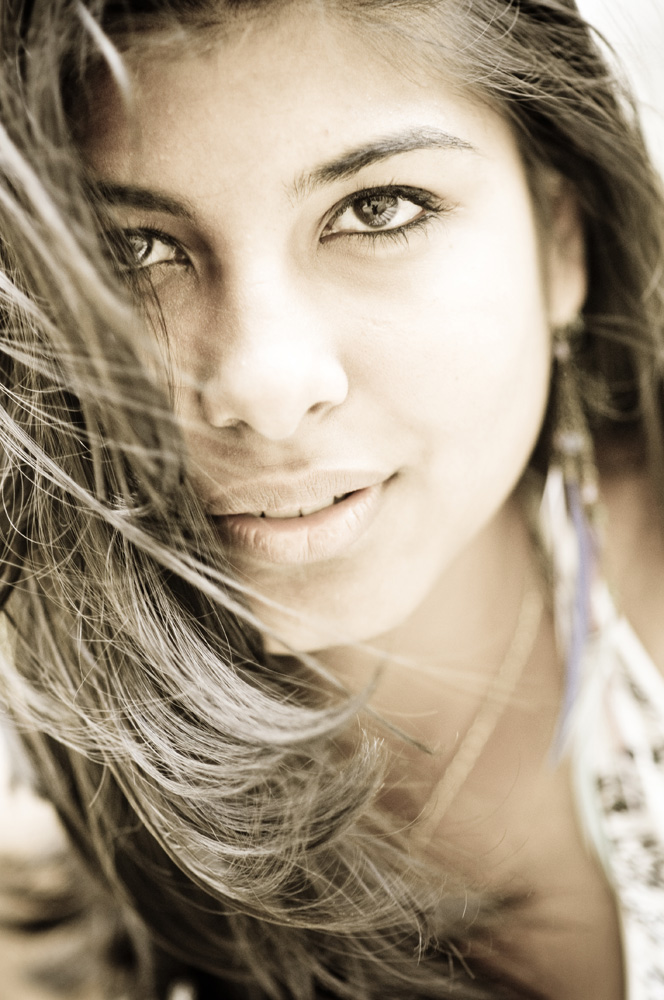 Female model photo shoot of Shalea Khan