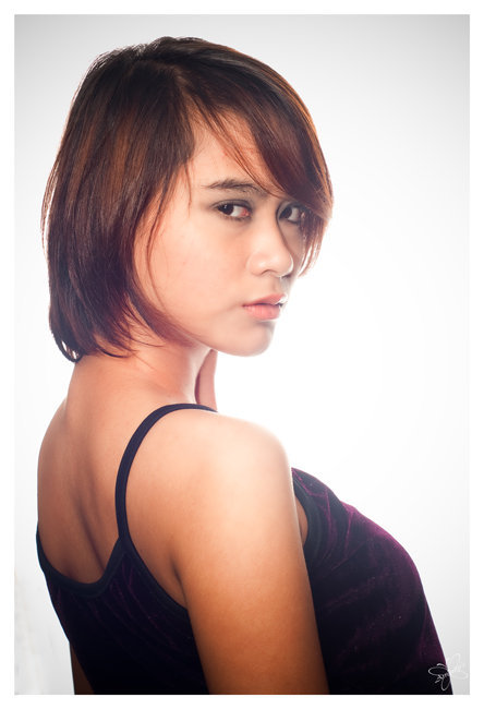 Female model photo shoot of Icha Ratna Faza