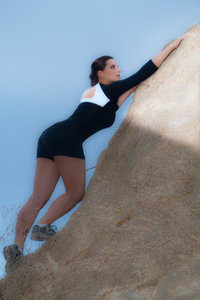 Female model photo shoot of TaraBopp by FindUD in Runyon Canyon