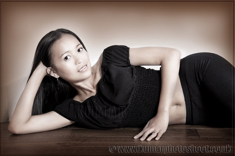 Female model photo shoot of Renny M