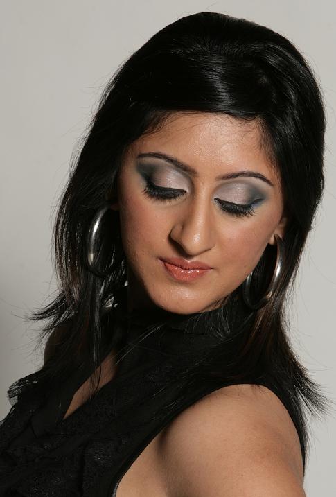 Female model photo shoot of Jashan Basra