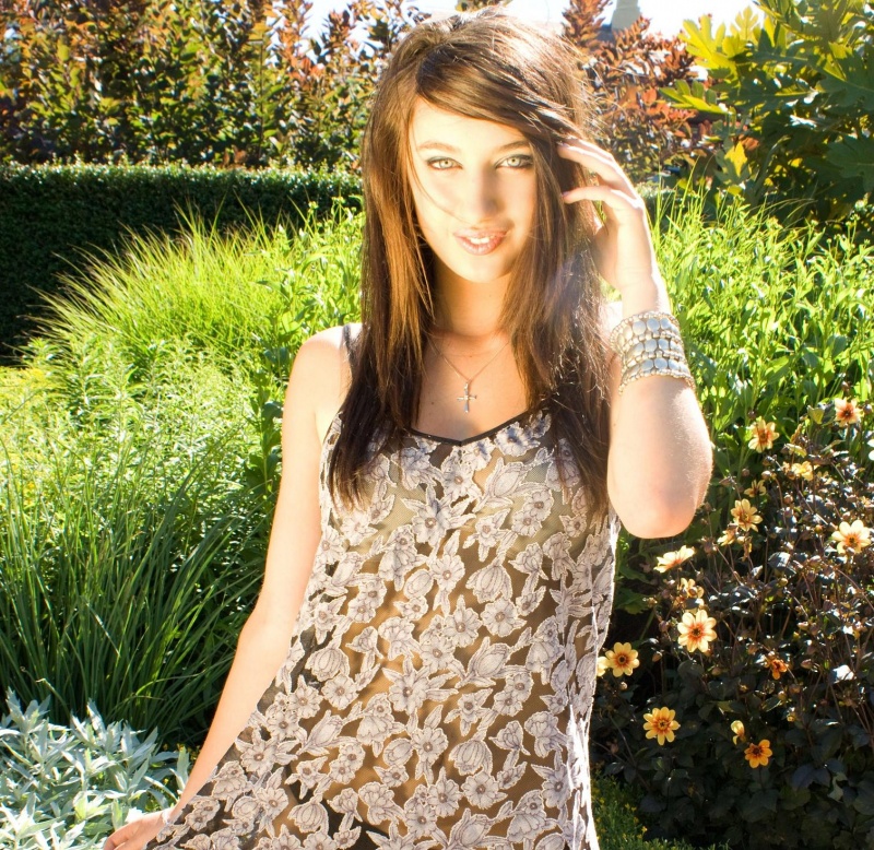 Female model photo shoot of Alessia Giddio in botanical gardens