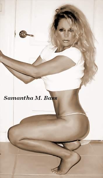 Female model photo shoot of Samantha Bass