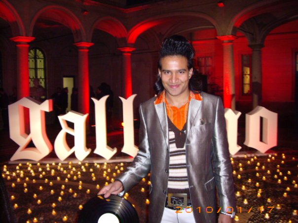 Male model photo shoot of kunal nayyer in GALLIANO SHOW