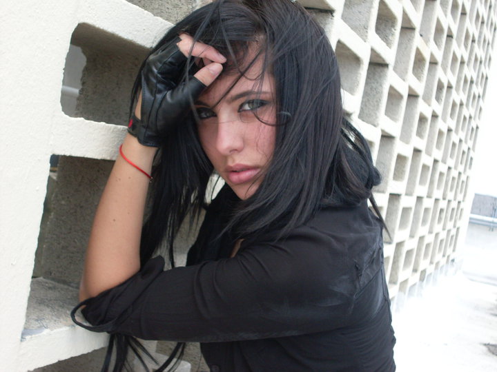 Female model photo shoot of Megan De Vita