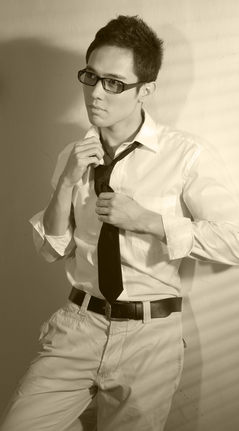 Male model photo shoot of carl jt